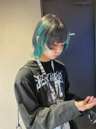 ショート カラー さと ちはるのヘアスタイル