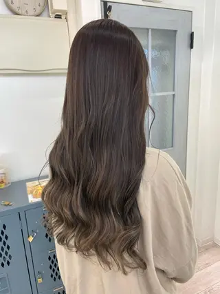 ロング レイヤーカットモデル 募集中🫧中山理央のヘアスタイル