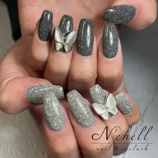 ネイル Nailist Aoiのネイルデザイン