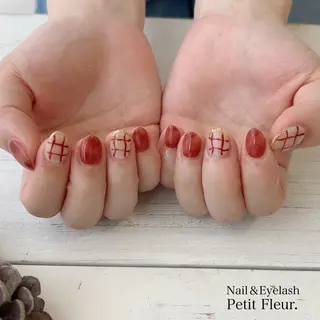 ネイル Petit Fleur所属・青柳 亜梨奈のマツエク・マツパデザイン