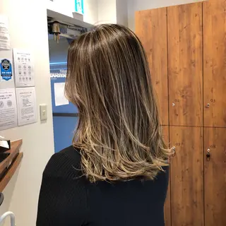 セミロング カラー レイヤー,ボブ / 彩未のヘアスタイル