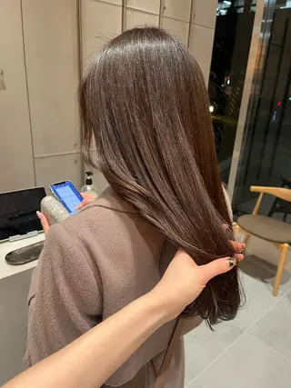 ロング カラー 風香🪼レイヤー カット/艶カラーのヘアスタイル