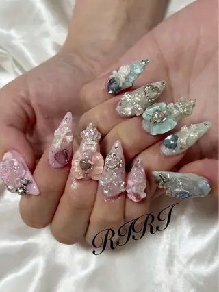 ネイル riri オーナーのネイルデザイン