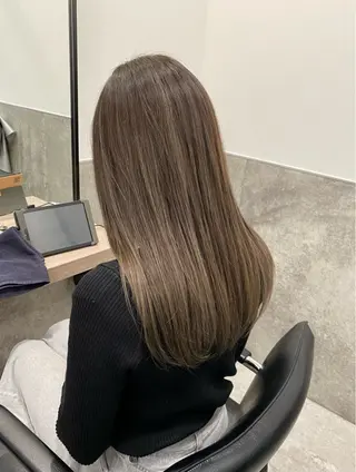 ロング soigne【ソワネ】所属・伊藤 陸/soigneのヘアスタイル