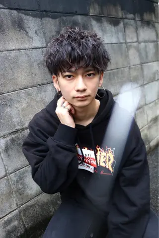 メンズ 🍀透明感抜群🍀/ ハイトーンカラーのヘアスタイル