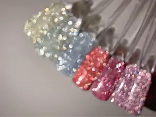 ネイル RAY＋beauty 豊田丸山　小島あいののネイルデザイン