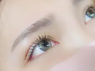 マツエク・マツパ NAZ eyelash&eyebrow by medical salon所属・NAZ 表参道 Tomokoのマツエク・マツパデザイン