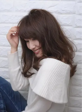 セミロング カラー パーマ SALOWIN Frente店所属・個室で似合わせ好印象 🧡外山弥千代のヘアスタイル