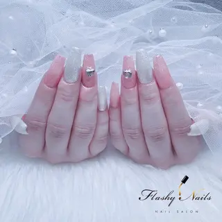ネイル FlashyNails所属・Flashy Nailsのネイルデザイン