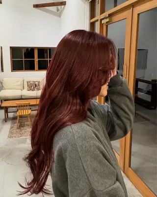 ロング カラー mikke所属・亀山 友菜のヘアスタイル