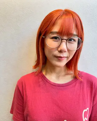 ショート カラー newi まーぼーのヘアスタイル