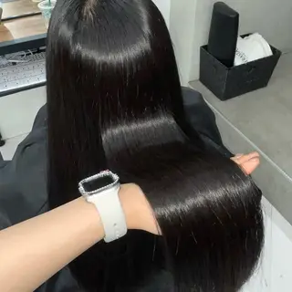 ロング カラー ななみ.⋆𝜗𝜚 艶カラー/まつパのヘアスタイル