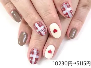 ネイル ネイルR新百合ヶ丘店所属・ネイルR 新百合ヶ丘のネイルデザイン