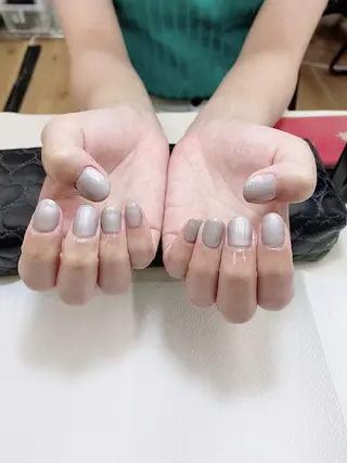 ネイル マックスケリー梅田店所属・佐橋 友美のネイルデザイン