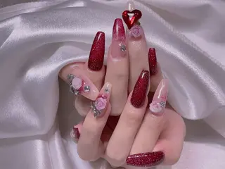 ネイル M2ネイルサロン【長さ出し&フィルイン導入店】所属・長さ出し専門店 RIRIのネイルデザイン