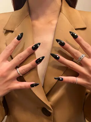 ネイル Nes.Nail所属・Miyagi Asamiのネイルデザイン