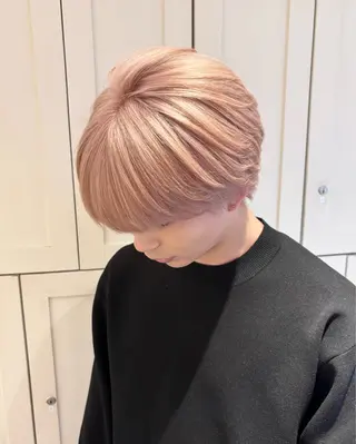 ショート カラー メンズ ブリーチ特化 ハイトーンRYOYAのヘアスタイル