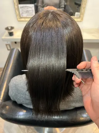 ミディアム 若泉 瀬菜のヘアスタイル