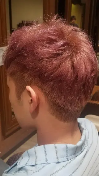ショート 高口 雅のヘアスタイル