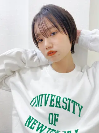 ショート レイヤーカット /透明感カラー西田のヘアスタイル