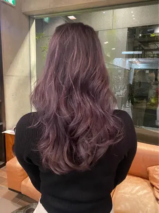 セミロング カラー 桒原 ちさのヘアスタイル