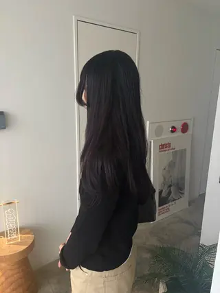 ロング カラー 大阪/レイヤー/ ツヤ髪/ヨシノヒメカのヘアスタイル