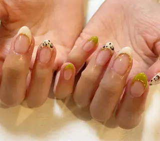 ミディアム ネイル Re:st〔リスト〕所属・ayane Re:st〔リスト〕のネイルデザイン