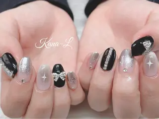 ネイル 芦辺 香奈のネイルデザイン