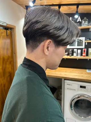 ショート カラー メンズ 🧸艶々韓国ヘア 🧁mizunaのヘアスタイル