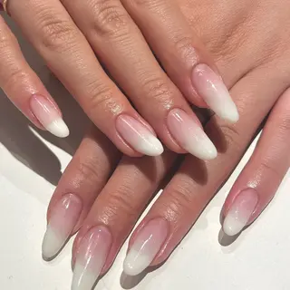 ネイル 坂口 莉愛のネイルデザイン