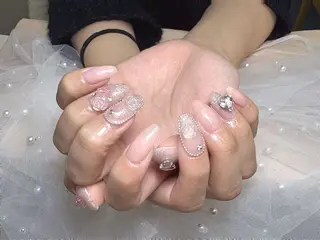 ネイル Chiara 長さだしのネイルデザイン