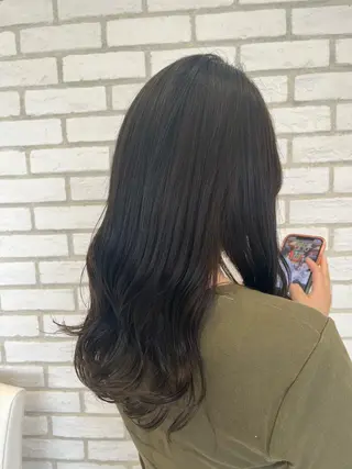 セミロング カラー ツヤ髪カラー💎 佐藤あきのヘアスタイル