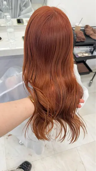 セミロング カラー はな　ブリーチ ハイトーン/ 渋谷のヘアスタイル