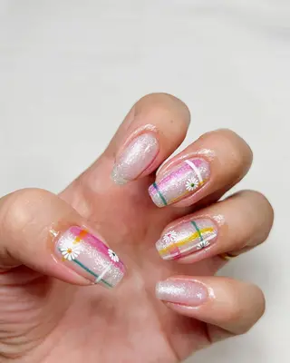 ネイル 大崎 奈々のネイルデザイン