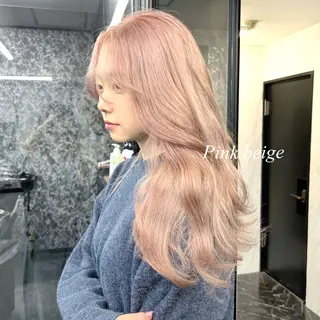 ロング カラー シールエクステ特化 ハイトーン、NANAのヘアスタイル