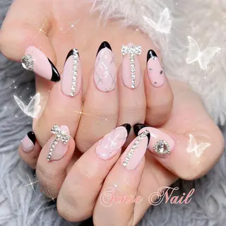 ネイル Kurieitibu 🍬Byu~tīのネイルデザイン