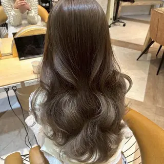 ロング カラー 井口 そらのヘアスタイル