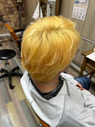 カラー メンズ 志賀　輝/ハイライト /縮毛矯正/髪質改善のヘアスタイル