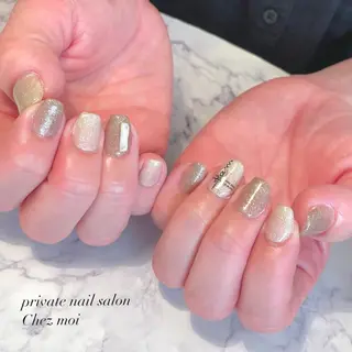 ネイル KOMINE TOMOKOのネイルデザイン