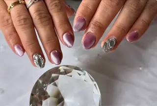 ネイル Minako 【Charmant】のネイルデザイン