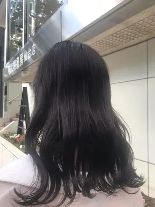 セミロング カラー 🦋きつない みゆ🦋のヘアスタイル