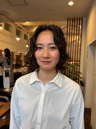 ミディアム パーマ MOK大阪梅田店 Asahiのヘアスタイル