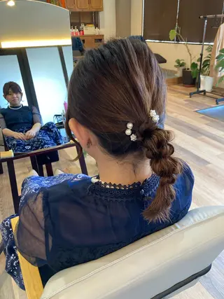 ミディアム 中野 紹江のヘアスタイル