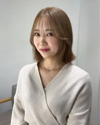 ミディアム カラー 似合わせ前髪／ 小顔カット🎀そうのヘアスタイル