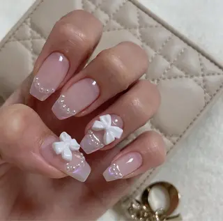 ネイル Tira Nailのネイルデザイン