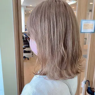 ミディアム カラー NUMBER_ ユイナのヘアスタイル