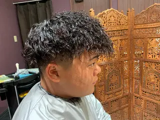 ショート パーマ メンズ labyrinthノーブル所属・メンズ特化西村 雄太のヘアスタイル