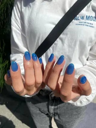 ネイル Shiori･:* 💫のネイルデザイン