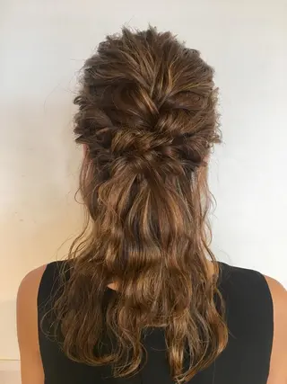 セミロング ヘアアレンジ さかい なつみのヘアスタイル