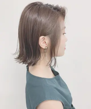 ショート カラー 色白に見える暗髪 梅田・増田のヘアスタイル